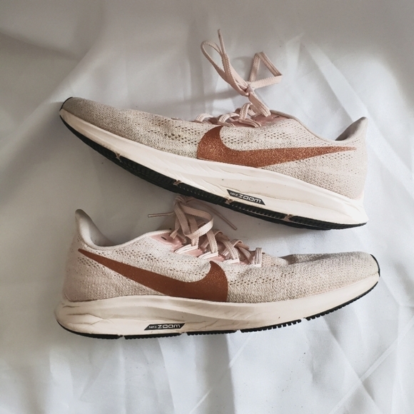 Nike Zoom Pegasus 36 Running Shoes Sneakers Rose Gold Pink Womens Size 9 - Picture 1 of 10